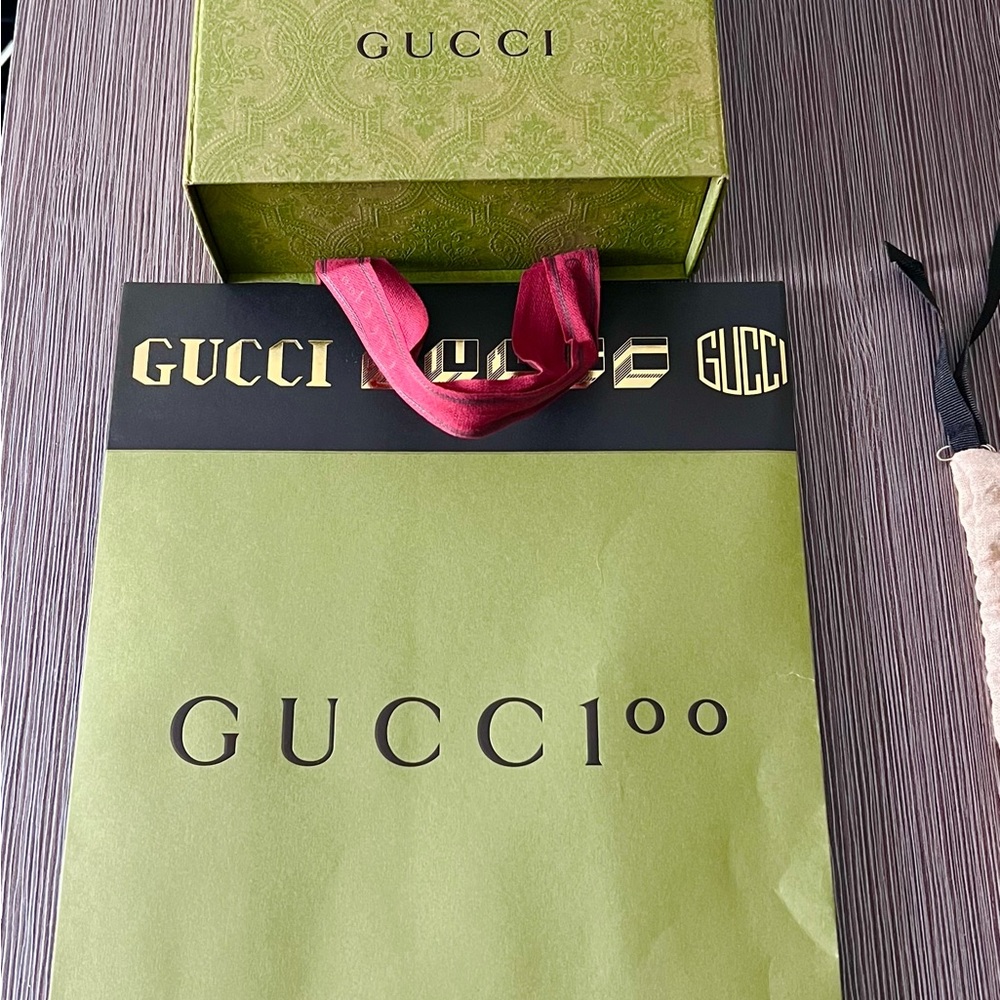 Gucci Signature Leather Belt - Picture 6 of 7